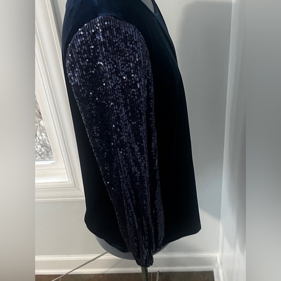 NWT Alex Evenings Sz M Formal Navy Blue Velvet Top with Sequin Long Sleeves - Picture 4 of 16